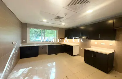 فيلا - 3 غرف نوم - 4 حمامات للايجار في لانتانا فيلا 1 - لانتانا فيلا - البرشاء - دبي فيلا - 3 غرف نوم - 4 حمامات للايجار في لانتانا فيلا 1 - لانتانا فيلا - البرشاء - دبي