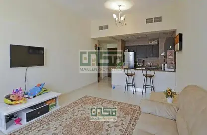 Living Room image for: Apartment - 1 Bedroom - 2 Bathrooms for sale in La Fontana - Arjan - Dubai, Image 1