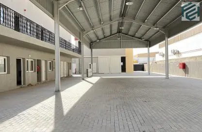 Warehouse - Studio for rent in Al Sajaa - Sharjah
