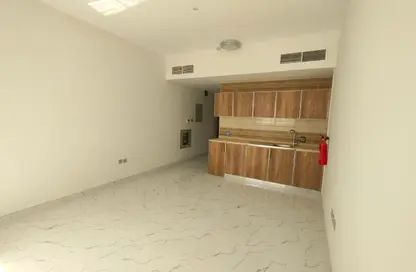 شقة - 1 حمام للايجار في برج النعيمية 1 - أبراج النعيمية - النعيمية - عجمان