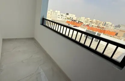 Apartment - 3 Bedrooms - 3 Bathrooms for rent in Madinat Al Riyad - Abu Dhabi