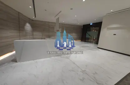 Full Floor - Studio for rent in Al Khalidiya - Abu Dhabi