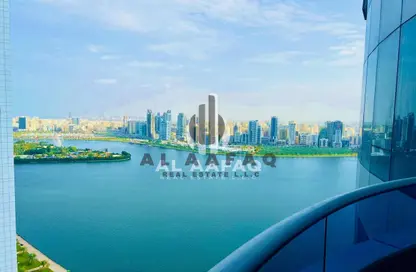 شقة - 2 غرف نوم - 3 حمامات للايجار في المجاز 3 - المجاز - الشارقة
