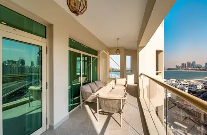 Apartment - 3 Bedrooms - 4 Bathrooms for rent in Al Haseer - Shoreline Apartments - Palm Jumeirah - Dubai