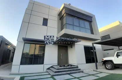 Villa - 3 Bedrooms - 5 Bathrooms for rent in Tilal City - Sharjah