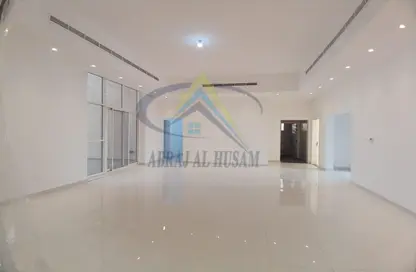 Compound - 4 Bedrooms - 7 Bathrooms for sale in Shakhbout City - Abu Dhabi