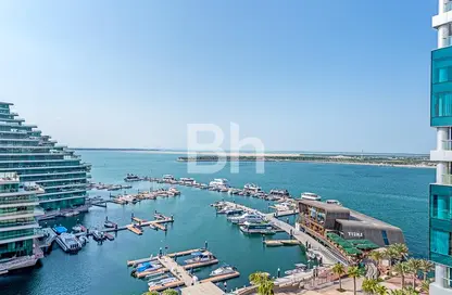 شقة - غرفة نوم - 2 حمامات للايجار في البرزة - البندر - شاطئ الراحة - أبوظبي