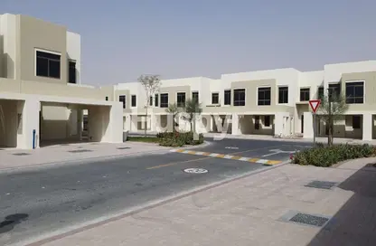 Townhouse - 3 Bedrooms - 4 Bathrooms for rent in Noor Townhouses - Town Square - Dubai