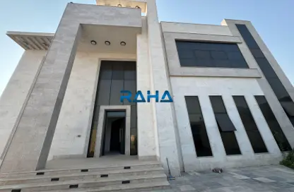 Villa - 6 Bedrooms - 7+ Bathrooms for rent in Khuzam - Ras Al Khaimah