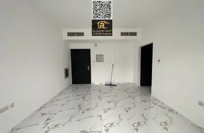Apartment - 1 Bedroom - 2 Bathrooms for rent in Al Rashidiya Towers - Al Rashidiya - Ajman Downtown - Ajman