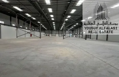 Warehouse - Studio - 4 Bathrooms for rent in Umm Al Thuoob - Umm Al Quwain