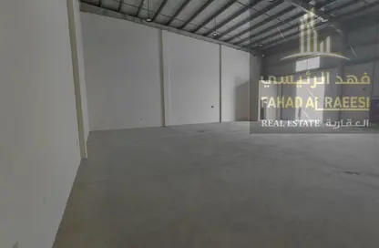 مستودع - استوديو - 1 حمام للايجار في أم الثعوب - أم القيوين