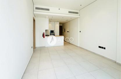 شقة - غرفة نوم - 2 حمامات للايجار في مساكن بيفيرلي - قرية الجميرا سركل - دبي