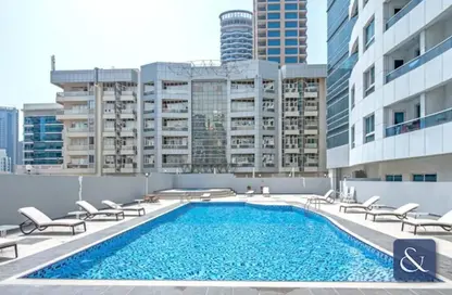 Pool image for: Apartment - 1 Bathroom for rent in Marina Diamond 2 - Marina Diamonds - Dubai Marina - Dubai, Image 1