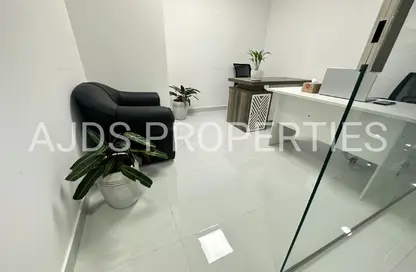 Office Space - Studio - 1 Bathroom for rent in Aspin Tower - Sheikh Zayed Road - Dubai