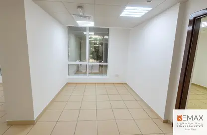 مكتب - استوديو للايجار في حي القلعة - الجهلي - العين مكتب - استوديو للايجار في حي القلعة - الجهلي - العين