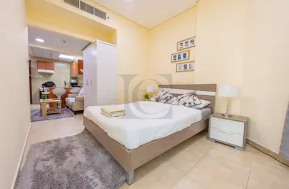 Room / Bedroom image for: Apartment - 1 Bathroom for rent in New Dubai Gate 2 - Lake Elucio - Jumeirah Lake Towers - Dubai, Image 1