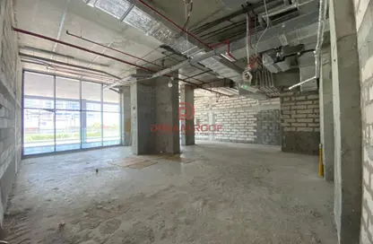 Shop - Studio for rent in Binghatti Canal - Business Bay - Dubai