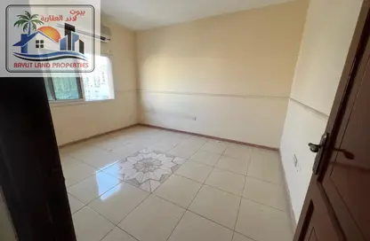 Apartment - 1 Bedroom - 1 Bathroom for rent in Al Qulaya'ah - Al Sharq - Sharjah