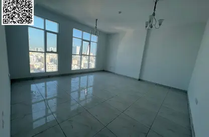 شقة - 2 غرف نوم - 2 حمامات للايجار في مساكن كورنيش عجمان - طريق كورنيش عجمان - عجمان