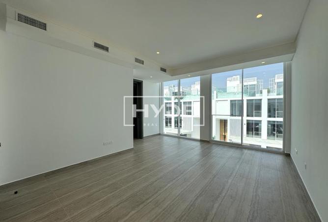 15998300 - Property Image 2