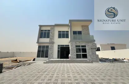 Villa - 5 Bedrooms - 7 Bathrooms for rent in Wadi Alshabak - Dubai