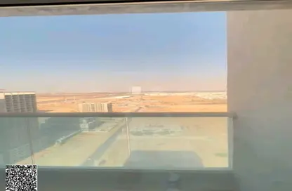 Apartment - 3 Bedrooms - 4 Bathrooms for sale in Gulf Tower - Emirates City - Ajman