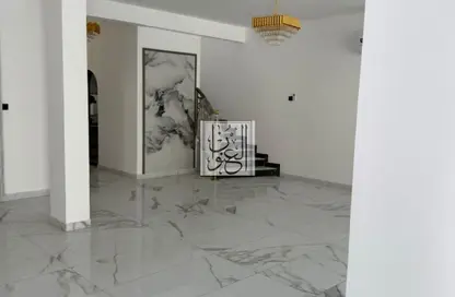 فيلا - 4 غرف نوم - 3 حمامات للبيع في شرقان - الحيرة - الشارقة