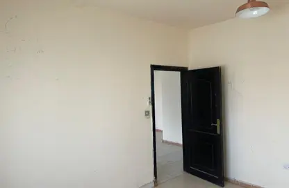 Apartment - 1 Bedroom - 1 Bathroom for rent in Al Qulaya'ah - Al Sharq - Sharjah