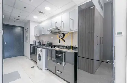Apartment - Studio - 2 Bathrooms for rent in Elite Business Bay Residence - Business Bay - Dubai
