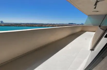Apartment - 1 Bedroom - 2 Bathrooms for sale in Marina Bay by DAMAC - Najmat Abu Dhabi - Al Reem Island - Abu Dhabi