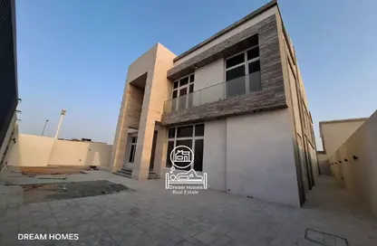 فيلا - 8 غرف نوم - 8 حمامات للايجار في مدينة الرياض - أبوظبي