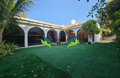 Villa - 3 Bedrooms - 3 Bathrooms for rent in Jumeirah 2 Villas - Jumeirah 2 - Jumeirah - Dubai