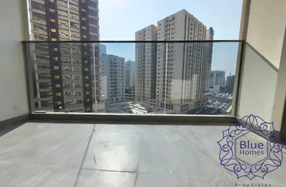 Apartment - 3 Bedrooms - 4 Bathrooms for rent in Riviera Tower - Al Majaz 3 - Al Majaz - Sharjah