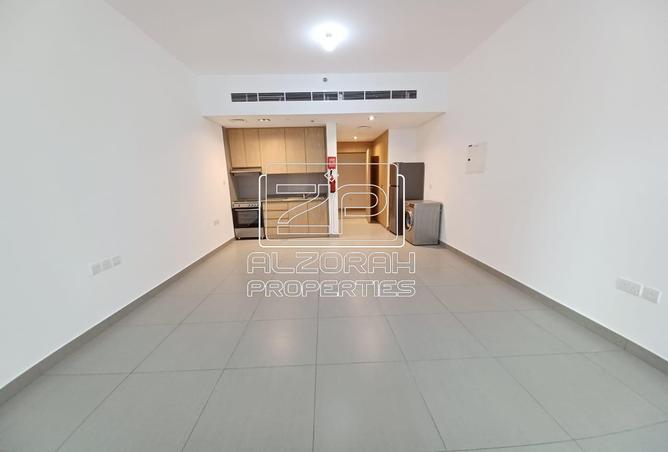 Apartment - Studio - 1 Bathroom for sale in Souks Residential - Al Mamsha - Muwaileh - Sharjah