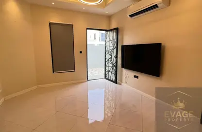 Villa - 3 Bedrooms - 3 Bathrooms for rent in Al Zaheya Gardens - Al Zahya - Ajman