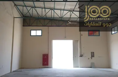 مستودع - استوديو - 1 حمام للايجار في أم الثعوب - أم القيوين