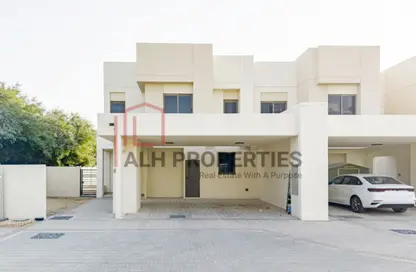 Townhouse - 4 Bedrooms - 5 Bathrooms for rent in Noor Townhouses - Town Square - Dubai