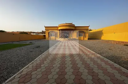 Outdoor House image for: Villa - 2 Bedrooms - 4 Bathrooms for rent in Al Dhait South - Al Dhait - Ras Al Khaimah, Image 1
