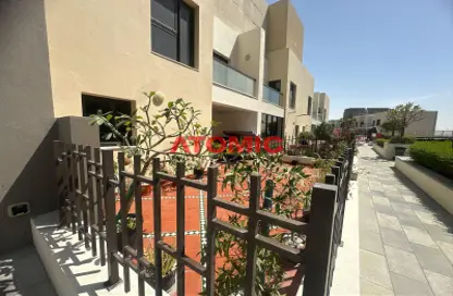 تاون هاوس - 3 غرف نوم - 4 حمامات للبيع في سوق الورسان تاون هاوس - ه - سوق الورسان - المدينة الدولية - دبي