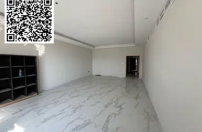 شقة - 3 غرف نوم - 3 حمامات للايجار في مساكن كورنيش عجمان - طريق كورنيش عجمان - عجمان