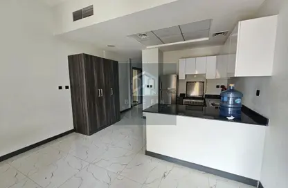 شقة - 1 حمام للايجار في برج روكان A - برج روكان - روكان - دبي لاند - دبي