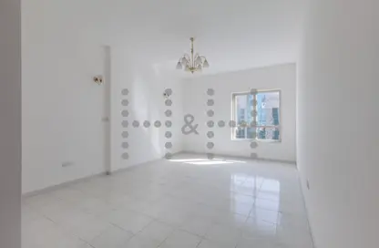 Apartment - 3 Bedrooms - 3 Bathrooms for rent in Falcon Tower - Maktoum Road - Deira - Dubai