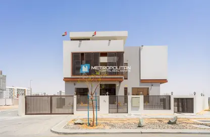 Villa - 5 Bedrooms - 7 Bathrooms for sale in Alreeman II - Al Shamkha - Abu Dhabi