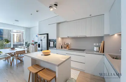 Apartment - 2 Bedrooms - 2 Bathrooms for sale in West Avenue Tower - Dubai Marina - Dubai