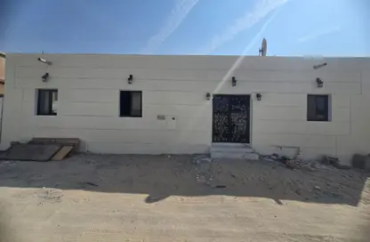 فيلا - 5 غرف نوم - 4 حمامات للبيع في القادسية - الحيرة - الشارقة