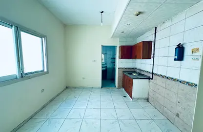 Apartment - Studio - 1 Bathroom for rent in Fire Station Road - Muwaileh - Sharjah