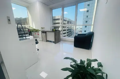 Office Space - Studio - 1 Bathroom for rent in Aspin Tower - Sheikh Zayed Road - Dubai