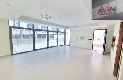 Townhouse - 5 Bedrooms - 5 Bathrooms for rent in 180 Degrees Villas - Liwan - Dubai Land - Dubai
