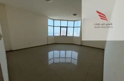 Apartment - 3 Bedrooms - 3 Bathrooms for rent in Corniche Tower - Ajman Corniche Road - Ajman